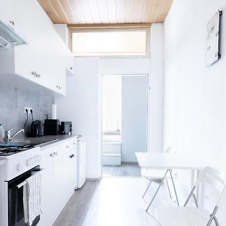 New & Central Marzstrasse City Apartment With Own Exit To The Inner Garden Vienna Exterior photo